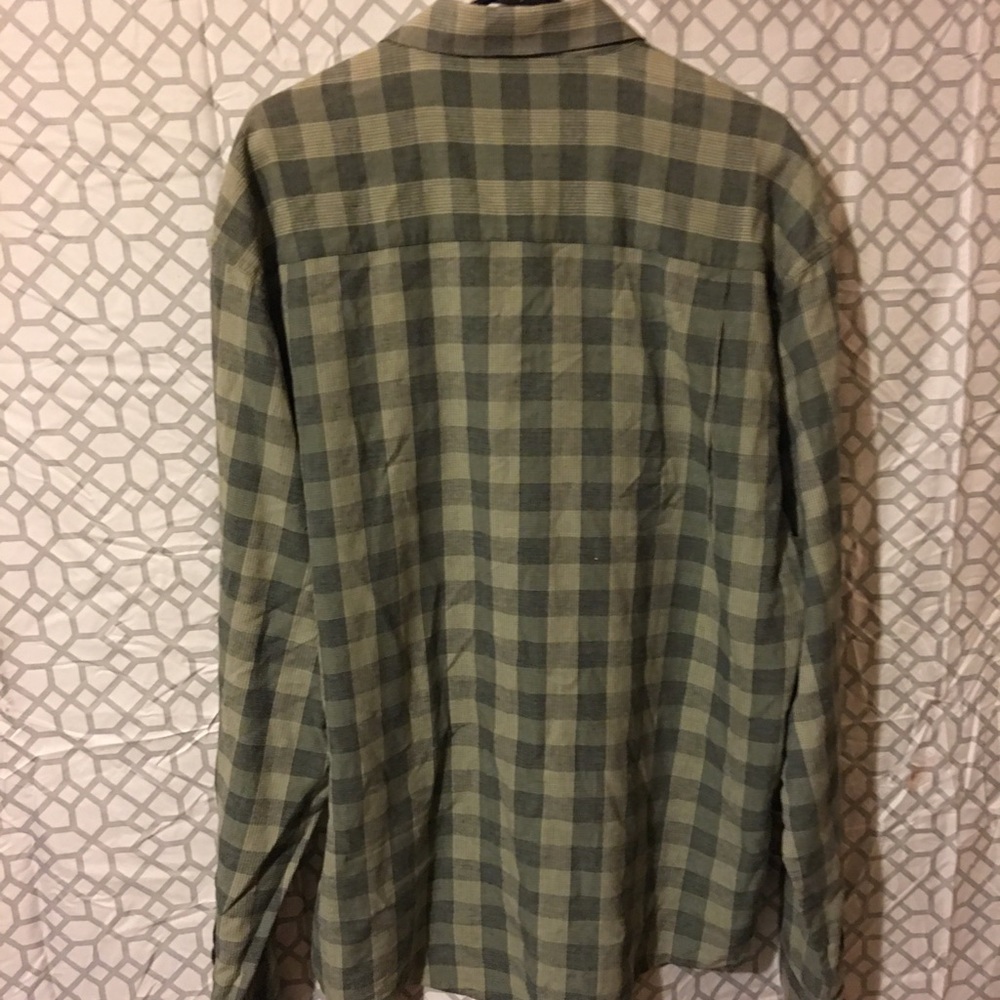 Green Plain Enro button down size L Tall - Picture 3 of 6